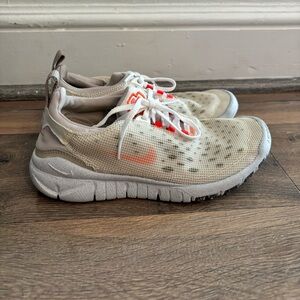 2021 Free Run Trail Crater 'Cream Orange
